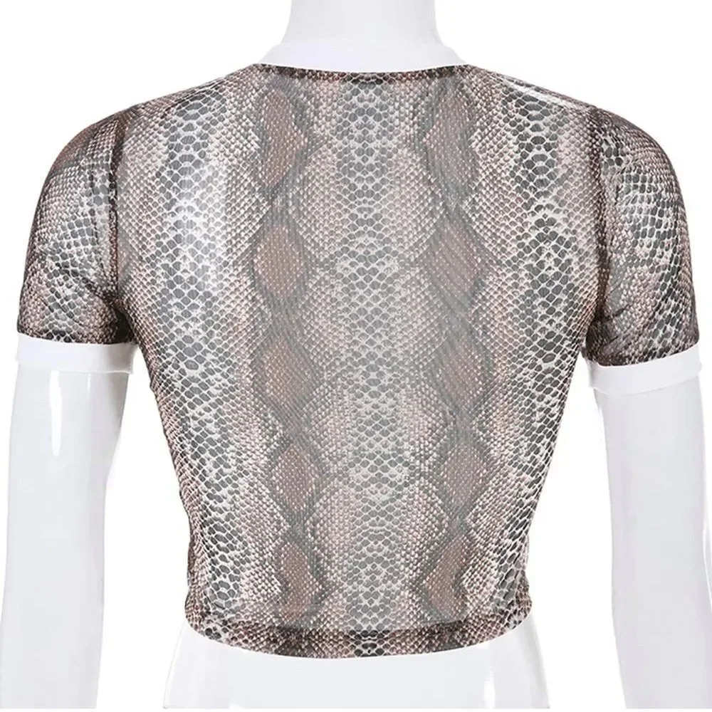🛍NWT 🛍Women Pretty Snake Skin Shirt size S